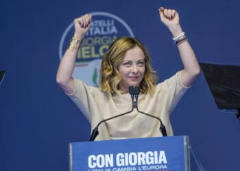 Italia aprueba nuevas sanciones por violencia en manifestaciones y daños causados por menores
