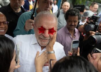Lula revierte el resultado de la primera vuelta y derrota a Flávio Bolsonaro
