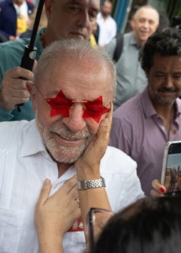 Lula revierte el resultado de la primera vuelta y derrota a Flávio Bolsonaro
